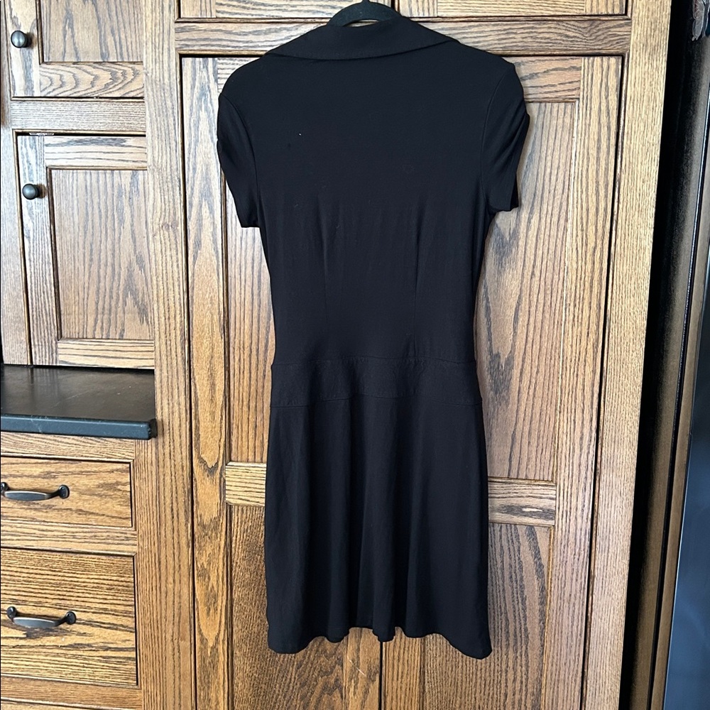 Cache black faux wrap knee length dress gold accents flattering short Small - Picture 5 of 5